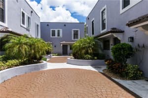 11763 NW 11th St, Pembroke Pines, FL 33026, Sold 11/04/22