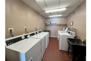 1100 SE 4th Ave   18, Deerfield Beach, FL 33441 Sold 10/27/22