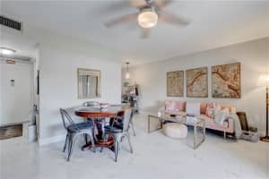 5180 E Sabal Palm Blvd, Tamarac, FL 33319, Sold 09/27/22