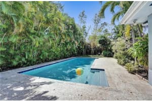 1000 SE 11th Ct, Fort Lauderdale, FL 33316 Sold 08/23/23