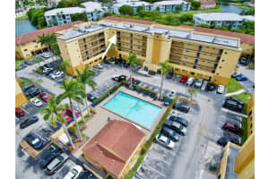 14961 SW 82nd Ln, Miami, FL 33193, Sold 11/16/22