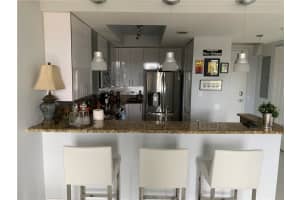 2631 NE 14th Ave APT 204, Oakland Park, FL 33334, Sold 09/26/22