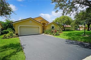4826 NW 102nd Ave, Coral Springs, FL 33076 Sold 11/17/22