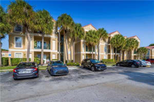 927  Riverside Dr   324, Coral Springs, FL 33071 Sold 09/30/22