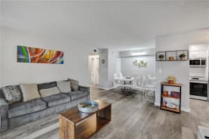 2721 S Oakland Forest Dr   103, Oakland Park, FL 33309 Sold 10/03/22