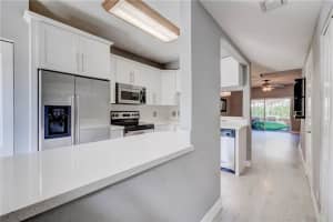 8231  San Carlos Cir, Tamarac, FL 33321 Sold 10/14/22