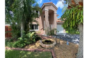 8495 SW 42nd Ct, Davie, FL 33328 Sold 12/16/22