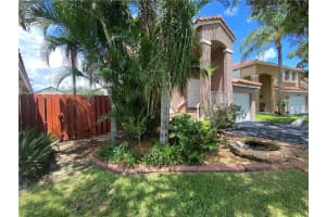 8495 SW 42nd Ct, Davie, FL 33328 Sold 12/16/22
