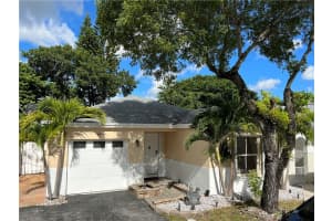 4401 SW 72nd Way, Davie, FL 33314, Sold 10/11/22
