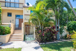 4000 Del Rio Way, Sunrise, FL 33351, Sold 01/26/23