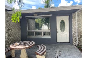 915 SW 50th Ter, Margate, FL 33068 Sold 11/01/22