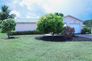 6131  Rainbow Cir, Green Acres, FL 33463 Sold 11/15/22