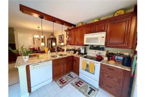 39  Essex Ct   B, Royal Palm Beach, FL 33411 Sold 12/19/22