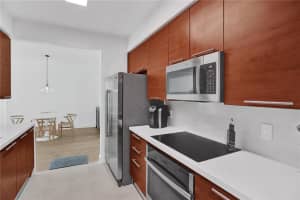 350 SE 2nd St   2280, Fort Lauderdale, FL 33301 Sold 09/23/22