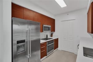 350 SE 2nd St   2280, Fort Lauderdale, FL 33301 Sold 09/23/22