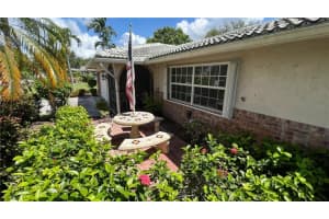 4015 NW 105th Ave, Coral Springs, FL 33065 Sold 10/28/22