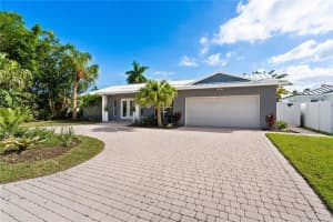 2830 NE 60th St, Fort Lauderdale, FL 33308, Sold 03/29/23