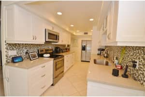 760 Coco Plum Cir 4, Plantation, Florida 33324