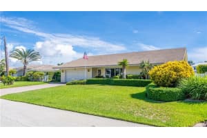 4110 NE 30th Ave, Lighthouse Point, FL 33064 Sold 05/17/23