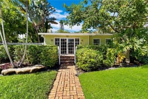 901 SE 6th Ct, Fort Lauderdale, FL 33301 Sold 08/16/23