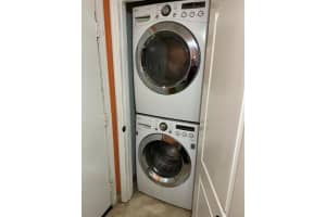 6555 W Broward Blvd   100, Plantation, FL 33317 Sold 11/16/22