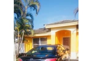5275 NW 184th Ln, Miami Gardens, FL 33055, Sold 05/22/23