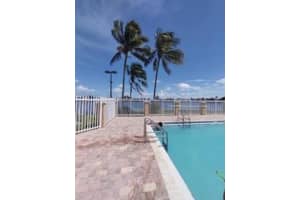 5275 NW 184th Ln, Miami Gardens, FL 33055, Sold 05/22/23
