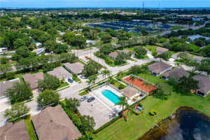 1165 N 13th Sq, Vero Beach, FL 32960 Sold 11/16/22