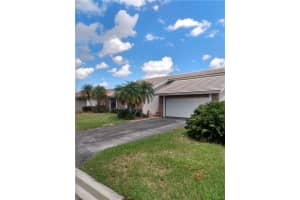 405 NW 113th Ter, Coral Springs, FL 33071 Sold 12/22/23