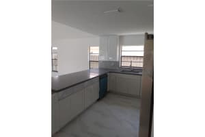 405 NW 113th Ter, Coral Springs, FL 33071 Sold 12/22/23