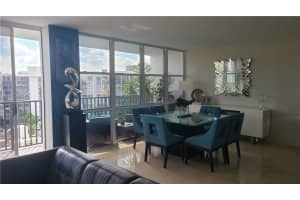 1000  Parkview Dr   920, Hallandale Beach, FL 33009 Sold 11/04/22