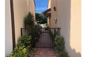 4897 NW 55th Pl, Tamarac, FL 33319 Sold 01/27/23