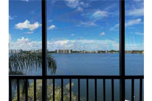 114  Lake Emerald Dr   405, Oakland Park, FL 33309 Sold 11/21/22