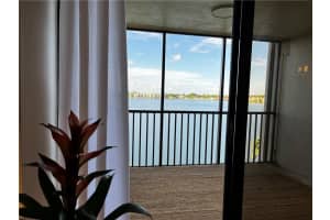 114  Lake Emerald Dr   405, Oakland Park, FL 33309 Sold 11/21/22