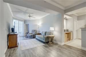 533 NE 3rd Ave   531, Fort Lauderdale, FL 33301 Sold 10/21/22