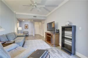 533 NE 3rd Ave   531, Fort Lauderdale, FL 33301 Sold 10/21/22