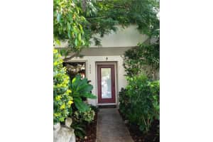 3020 S Oakland Forest Dr   3003, Oakland Park, FL 33309 Sold 10/12/22