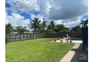5041 SW 11th St, Plantation, FL 33317 Sold 11/08/22