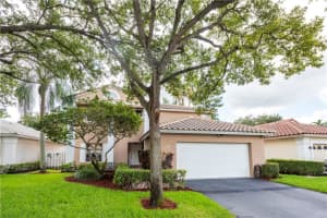 9572 NW 9th Ct, Plantation, FL 33324 Sold 10/27/22