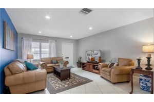 5716 NW 85th Ave, Tamarac, FL 33321 Sold 11/22/22
