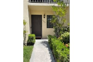 6649  Somerset Dr   105, Boca Raton, FL 33433 Sold 09/28/22