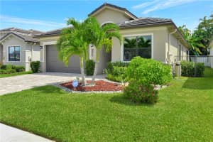 7545  Moonrise Dr, Lake Worth Beach, FL 33467 Sold 10/17/22