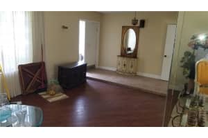 4220 SW 4th St, Plantation, FL 33317 Sold 10/07/22