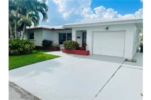 7106 NW 75th St, Tamarac, FL 33321 Sold 10/27/22