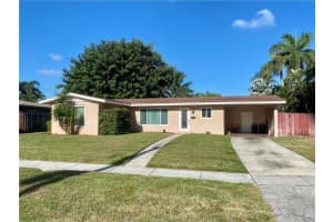 5001 NE 27th Ave, Lighthouse Point, FL 33064 Sold 10/14/22