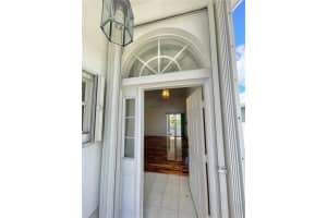 462 SE 20th Dr, Homestead, FL 33033, Sold 10/19/22