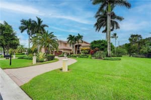 2680  Birch Ter, Davie, FL 33330 Sold 12/16/22