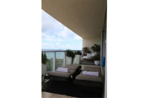 7330  Ocean Ter   1002, Miami Beach, FL 33141 Sold 02/15/23