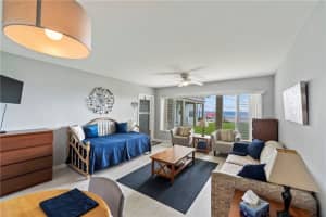 1504 S Surf Rd, Hollywood, FL 33019, Sold 10/28/22