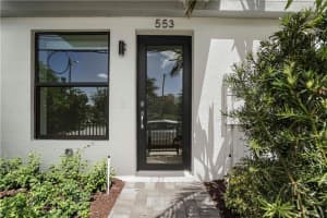 553 NE 21st Ct   2, Wilton Manors, FL 33305 Sold 12/06/22